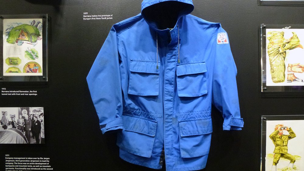 Europas første Gore-Tex-jakke kom fra Norrøna. Det skjedde i 1977. Siden har de fulgt opp med å være verdens første på flere områder.