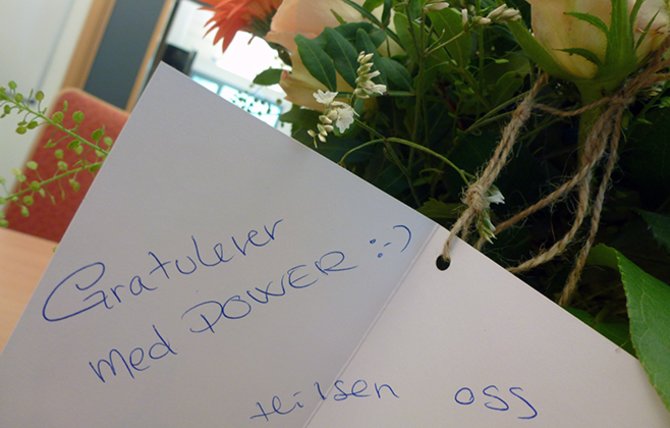 BLOMSTERHILSEN TIL NILSEN: Ny kjede, ny giv. Mange blomsterhilsener har strømmet inn på hovedkontoret på Gjelleråsen.